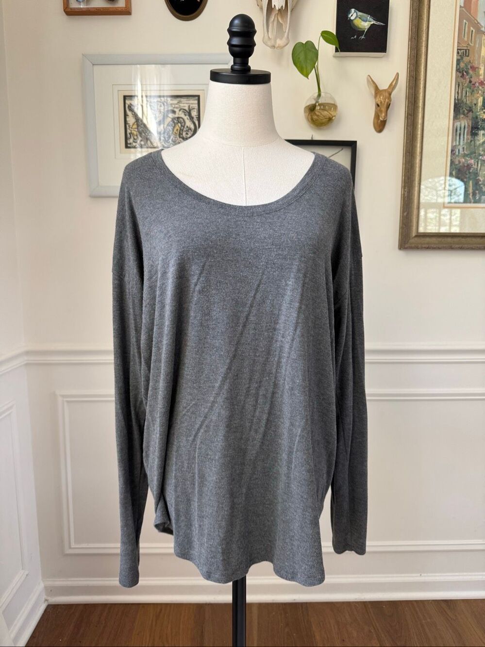 Athleta Dark Grey Long Sleeve T-shirt L